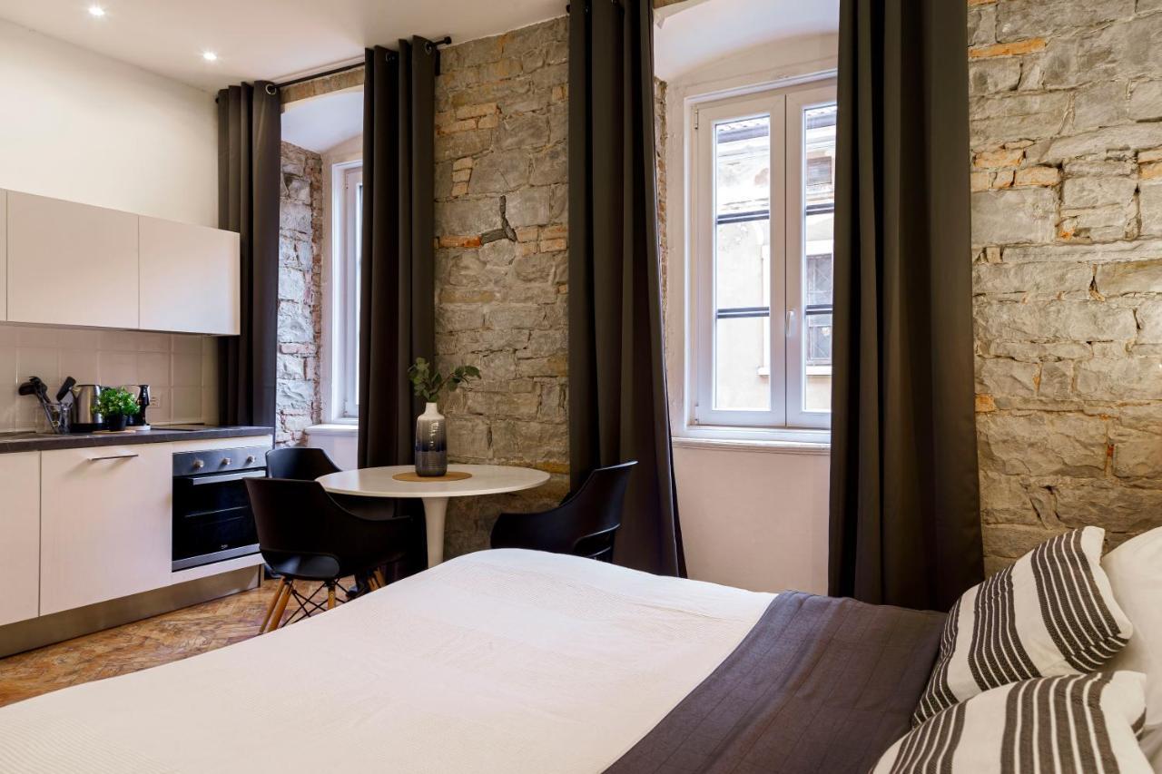 Romantic Studio In The Heart Of Trieste Exterior foto